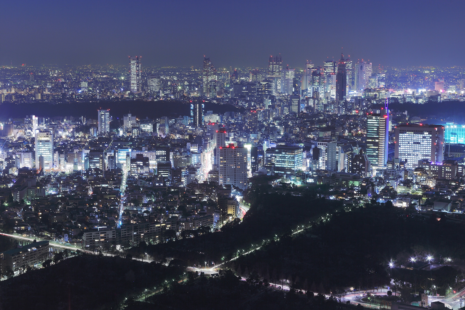 東京に眠る　都立霊園のご案内